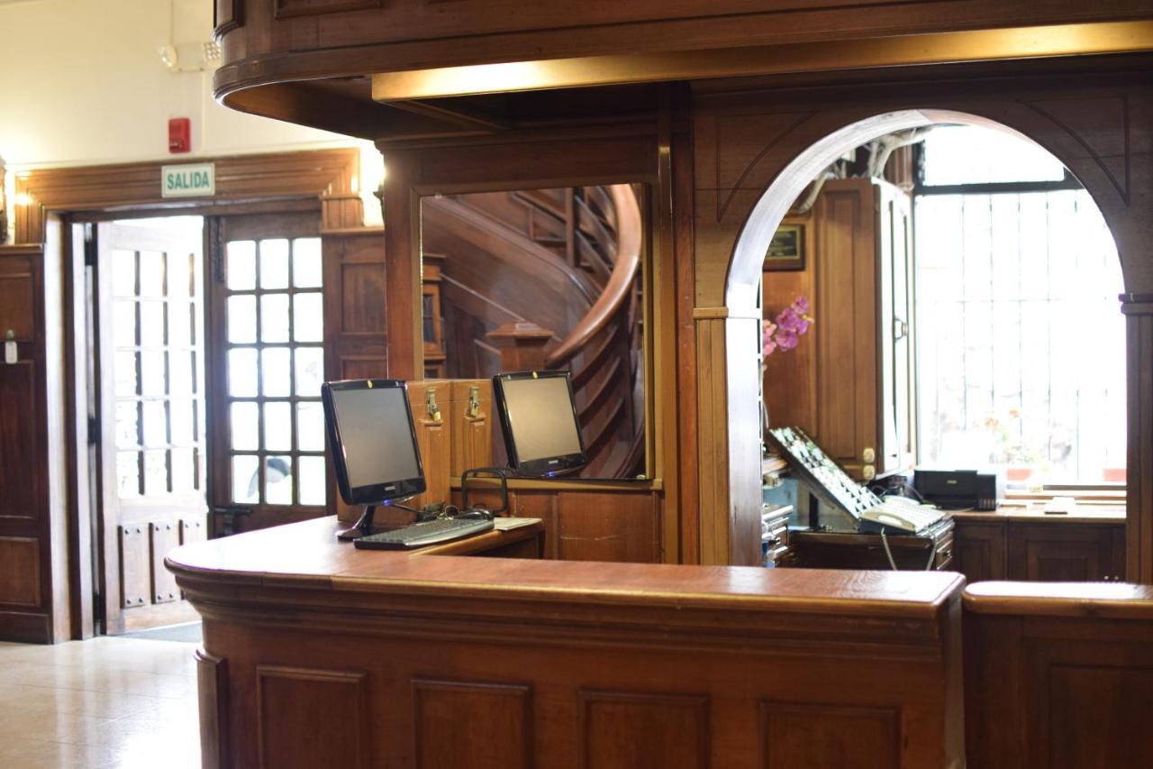 Hotel Ambassador Кито Екстериор снимка